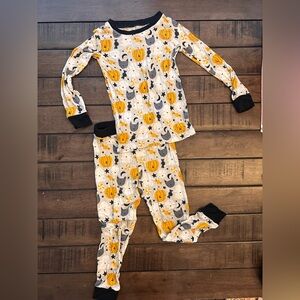 Little Sleepies two piece pjs- 3T - Halloween